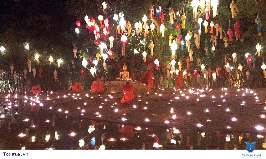 Ngắm đèn trời trong lễ hội Loy Krathong tại Chiang Mai Hình ảnh 11 Ngắm đèn trời trong lễ hội Loy Krathong tại Chiang Mai Hình ảnh 11
