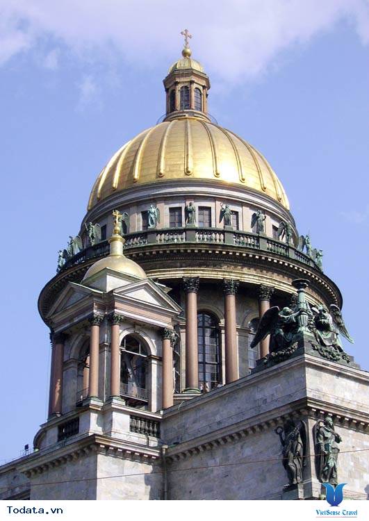 Nhà thờ Saint Isaac điểm du lịch không thể bỏ qua khi đến Nga Hình ảnh 2
