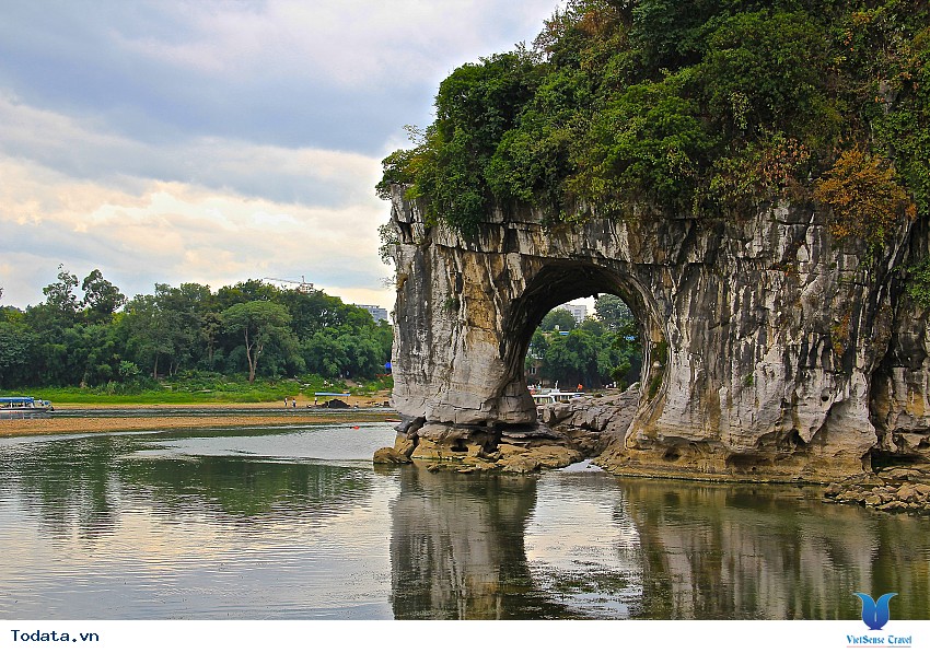 Núi Vòi Voi - Elephant Trunk Hill điểm thăm quan sinh thái Hình ảnh 4
