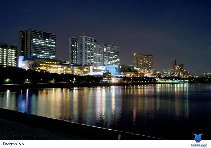 Odaiba- Trung Tâm Mua Sắm Sầm Uất Hình ảnh 2