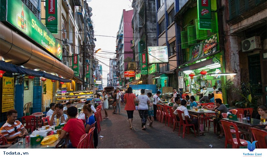 Sầm uất khu phố China Town ở Yangon Hình ảnh 1