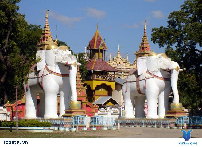 Sức mạnh quyền lực của voi trắng qua lịch sử Chùa Voi Trắng ở Myanmar Hình ảnh 2