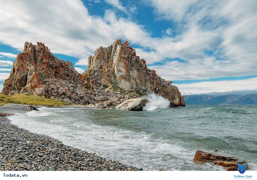 Tảng đá Shaman trên hồ Baikai Hình ảnh 2 Tảng đá Shaman trên hồ Baikai Hình ảnh 2