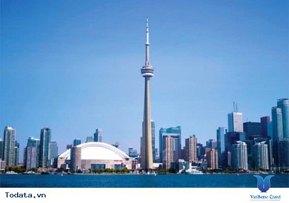 Tháp CN Tower cao chót vót Hình ảnh 1 Tháp CN Tower cao chót vót Hình ảnh 1