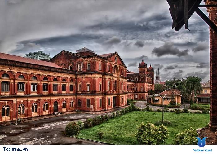 Tòa án tối cao cổ kính trong lòng thành phố Yangon Hình ảnh 4