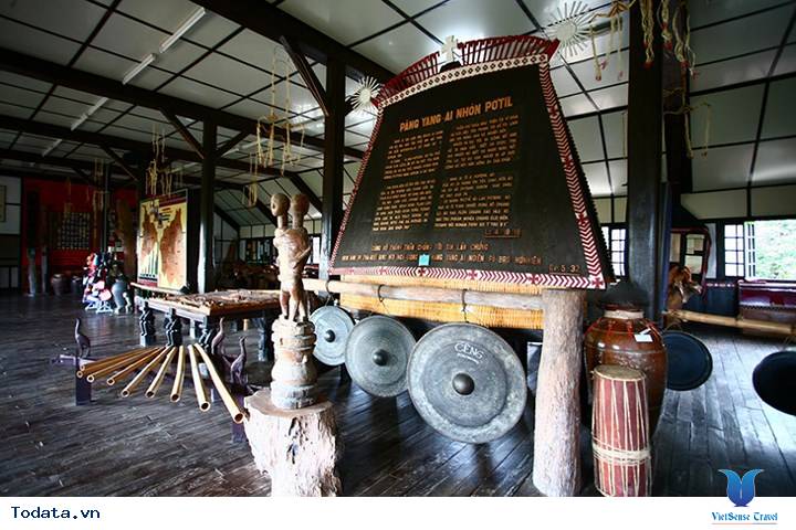 Tòa giám mục Kon Tum làm bằng gỗ quý độc nhất vô nhị tại Việt Nam Hình ảnh 6 Tòa giám mục Kon Tum làm bằng gỗ quý độc nhất vô nhị tại Việt Nam Hình ảnh 6