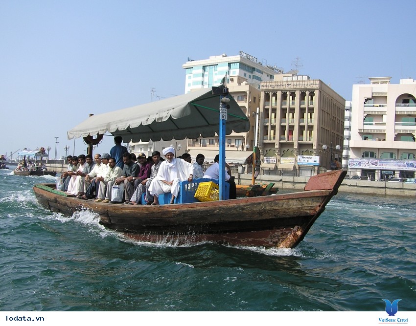 Trải Nghiệm Taxi Nước Qua Vịnh Dubai Hình ảnh 2