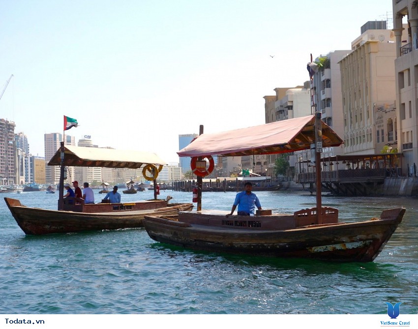 Trải Nghiệm Taxi Nước Qua Vịnh Dubai Hình ảnh 3