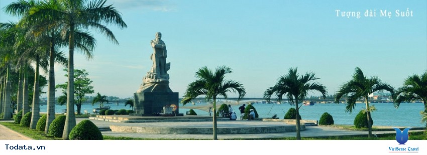 Tượng Đài Mẹ Suốt Hình ảnh 7 Tượng Đài Mẹ Suốt Hình ảnh 7