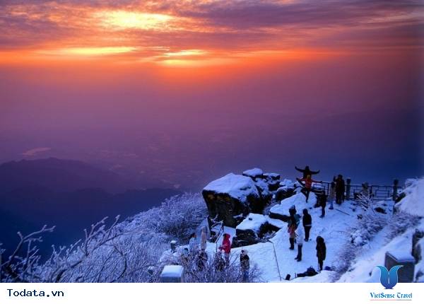 Tuyết Trắng Trên Đỉnh Nga Mi Hình ảnh 4