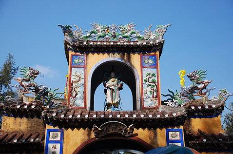 Vẻ đẹp hùng vĩ của chùa Thiên Ấn tại Lý Sơn Hình ảnh 1