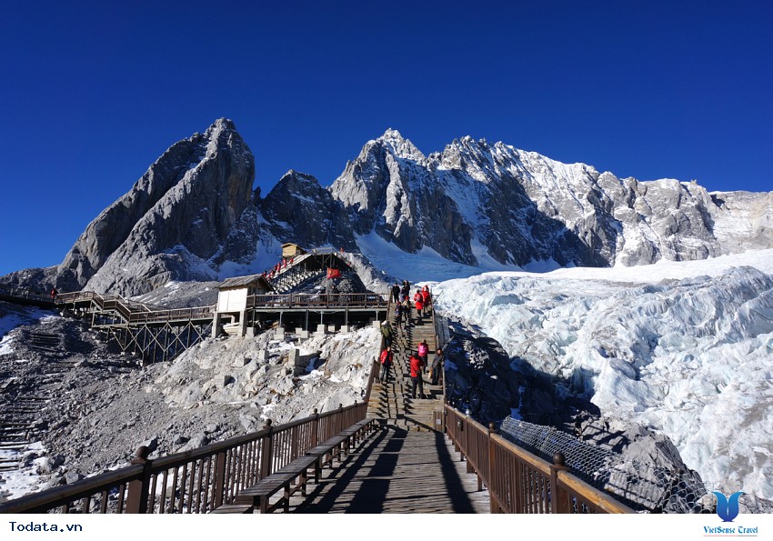 Vẻ Đẹp Rung Động Lòng Người Của Ngọc Long Tuyết Sơn Hình ảnh 7