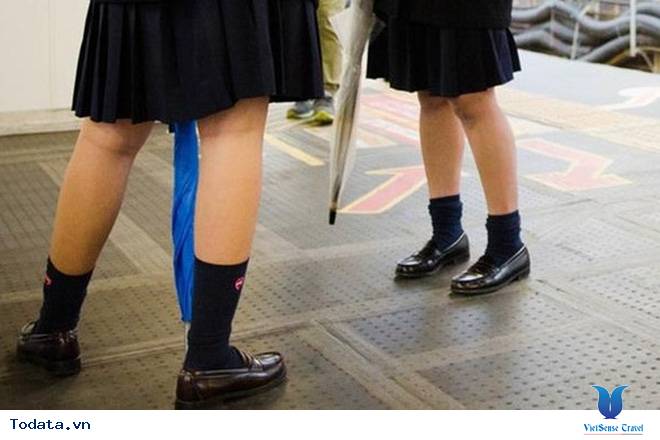 10 hành động khiến bạn bị phạt tiền ở Singapore - Ảnh 2 10 hành động khiến bạn bị phạt tiền ở Singapore - Ảnh 2