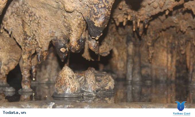 Ðộng Đá Bạc - thắng cảnh đẹp của Hòa Bình - Ảnh 1