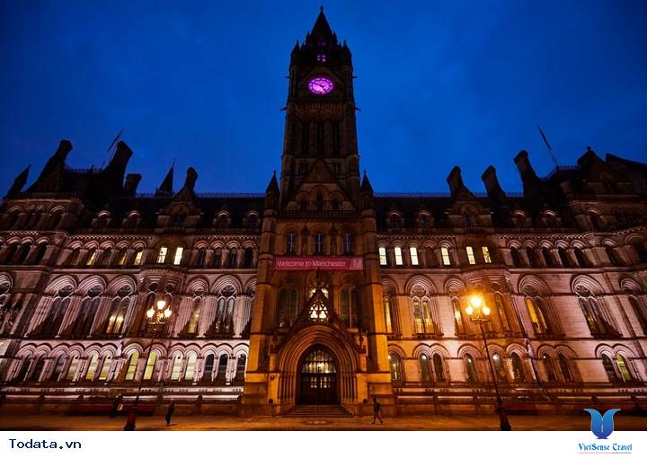 Ấn tượng khi tham quan tòa thị chính Manchester - Ảnh 1 Ấn tượng khi tham quan tòa thị chính Manchester - Ảnh 1
