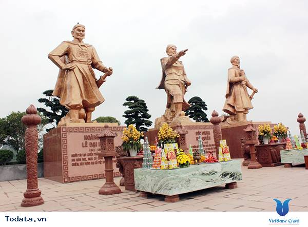 Bạch Đằng Giang, Điểm Đến Tâm Linh Đất Cảng - Ảnh 8 Bạch Đằng Giang, Điểm Đến Tâm Linh Đất Cảng - Ảnh 8
