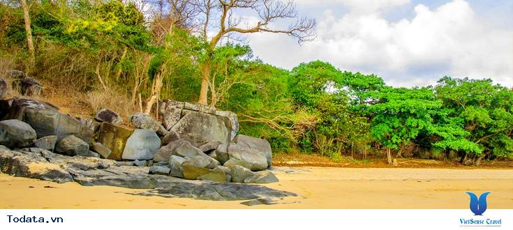 Bãi Đầm Trầu ở Côn Đảo