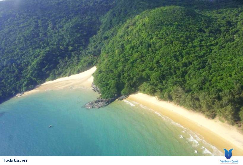 Bãi Suối Nóng ở Côn Đảo