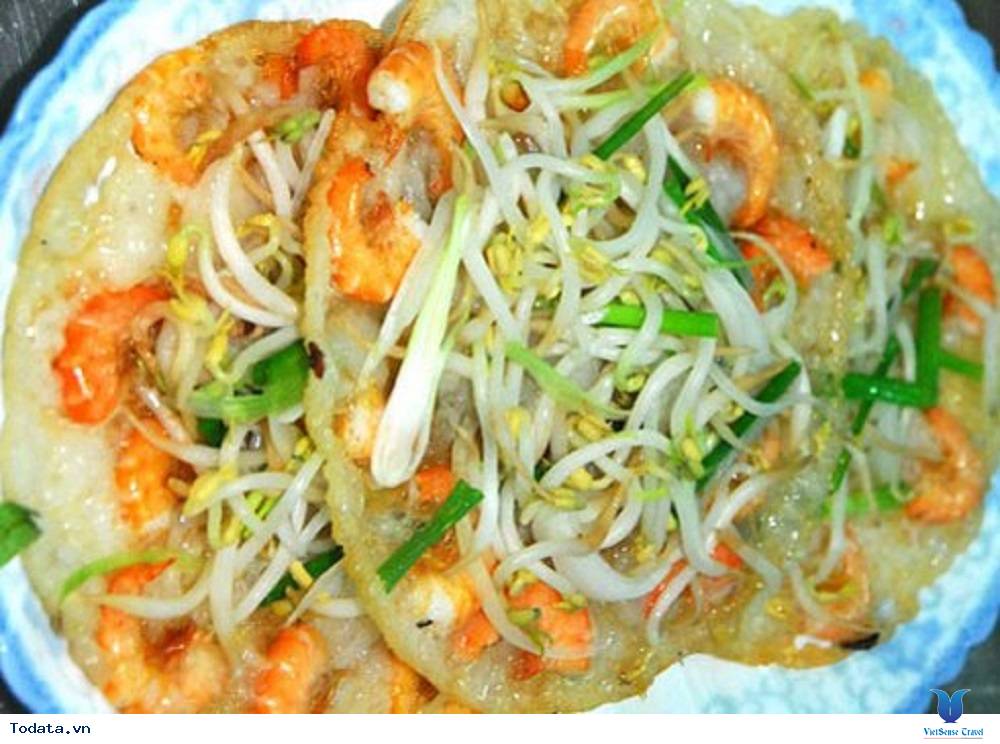 Bánh xèo tôm nhảy, món ăn đường phố ở Quy Nhơn - Ảnh 1