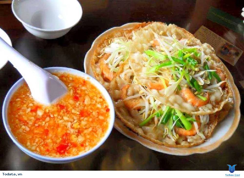 Bánh xèo tôm nhảy, món ăn đường phố ở Quy Nhơn - Ảnh 2