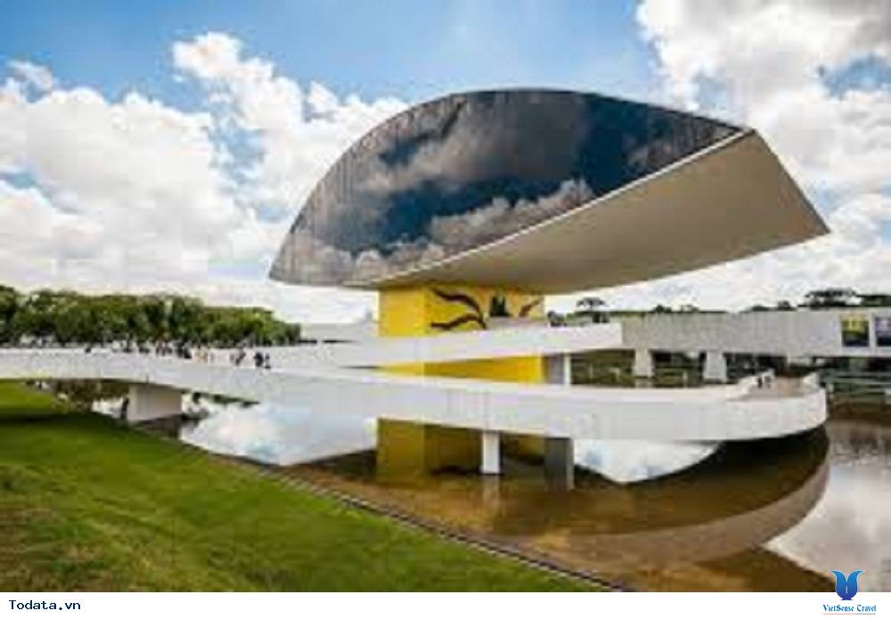 Bảo tàng Oscar Niemeyer hình con mắt độc đáo - Ảnh 3 Bảo tàng Oscar Niemeyer hình con mắt độc đáo - Ảnh 3