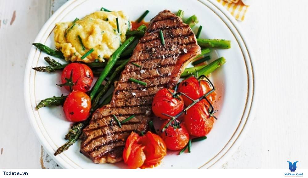 Bò bít tết nướng bơ tỏi thơm lừng - Ảnh 2