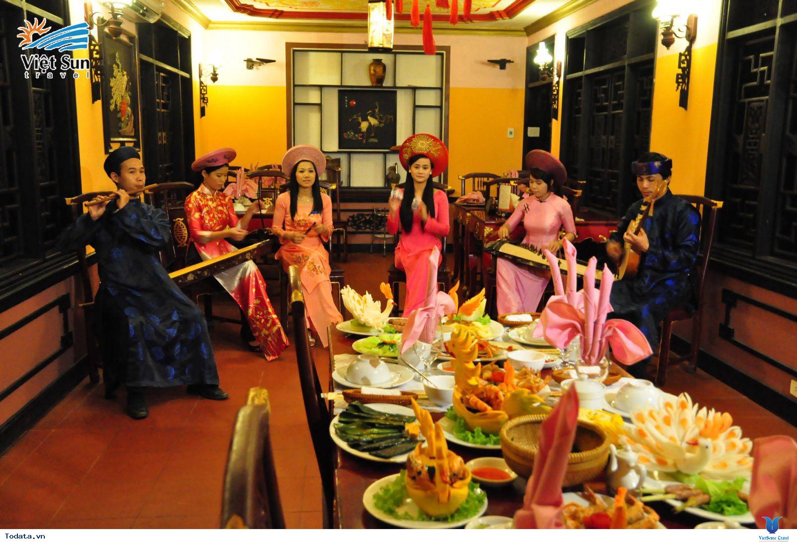 Các địa điểm ăn uống ở Huế càng ăn càng mê - Ảnh 7 Các địa điểm ăn uống ở Huế càng ăn càng mê - Ảnh 7