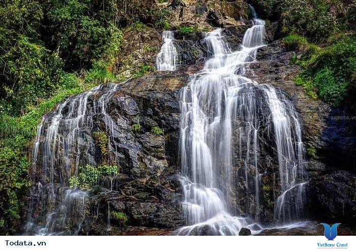 Chiêm Ngưỡng Vẻ Đẹp Kỳ Vĩ Của Thác Bạc Sapa - Ảnh 1