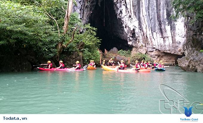 Chinh phục hang Tối, Quảng Bình - Ảnh 1