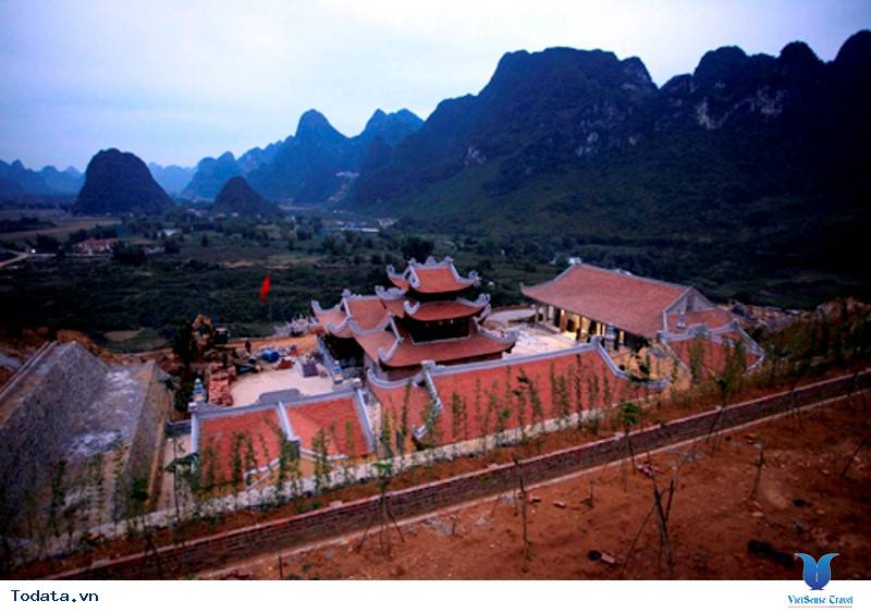 Chùa Phật Tích Trúc Lâm Bên Thác Bản Giốc - Ảnh 1 Chùa Phật Tích Trúc Lâm Bên Thác Bản Giốc - Ảnh 1