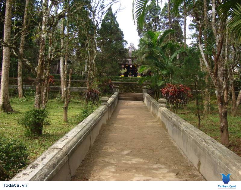 Chùa Từ Hiếu, ngôi cổ tự độc đáo bậc nhất xứ Huế - Ảnh 4 Chùa Từ Hiếu, ngôi cổ tự độc đáo bậc nhất xứ Huế - Ảnh 4