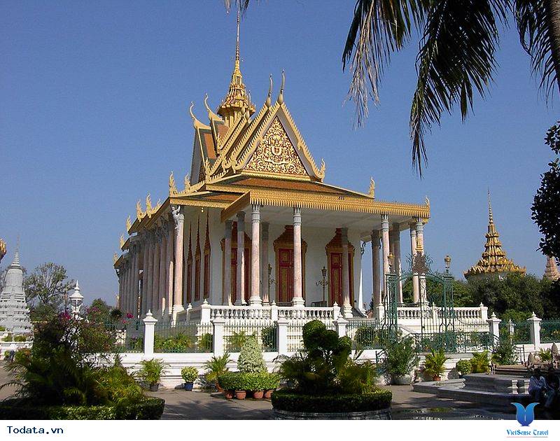 Có gì hấp dẫn tại cung điện Hoàng gia Campuchia - Ảnh 4