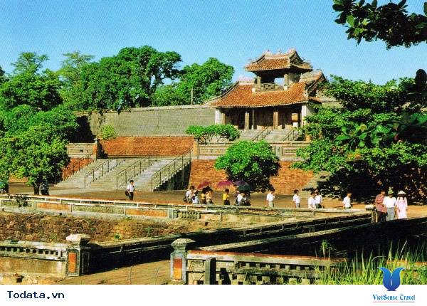 Có một sông Hương thơ mộng mềm mại của xứ Huế - Ảnh 4