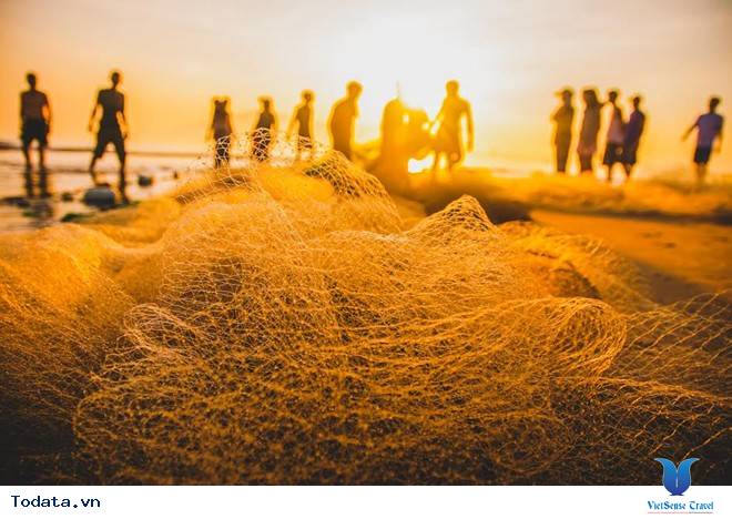 Đắm mình trong sắc màu biển đảo Lý Sơn - Ảnh 3