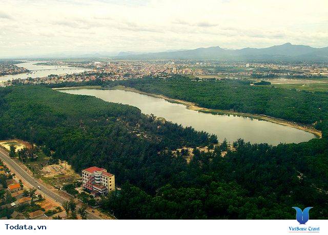 Dạo Quanh Hồ Nước Ngọt Bàu Tró Quảng Bình - Ảnh 1 Dạo Quanh Hồ Nước Ngọt Bàu Tró Quảng Bình - Ảnh 1