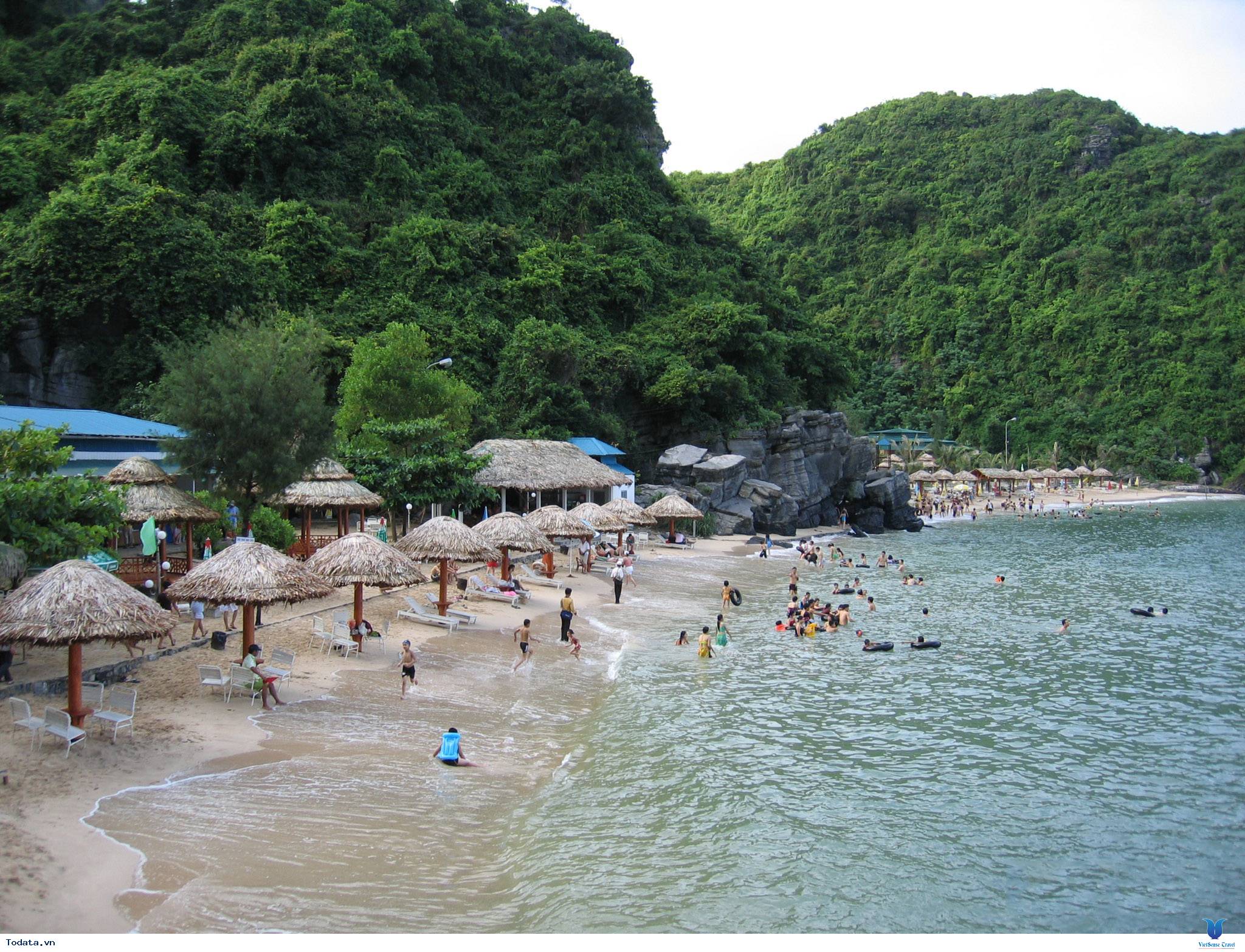 Đến Cát Bà Đắm Mình Trong Làn Nước Biển Ở Bãi Tắm Cát Cò 1-2-3 - Ảnh 1 Đến Cát Bà Đắm Mình Trong Làn Nước Biển Ở Bãi Tắm Cát Cò 1-2-3 - Ảnh 1