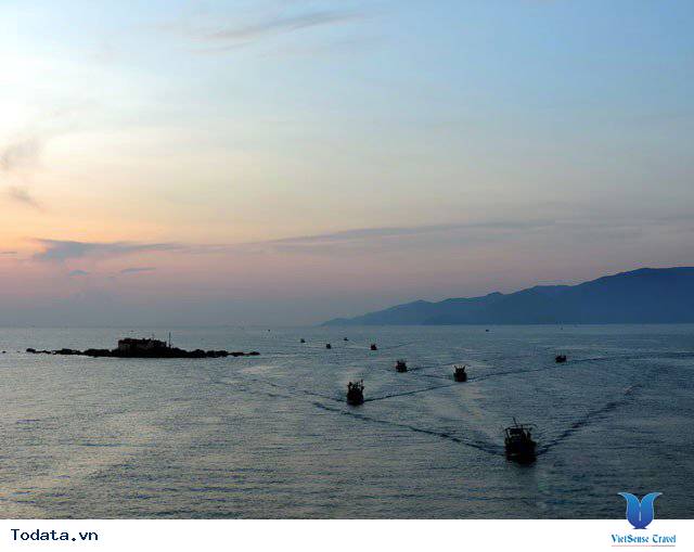 Đến Nha Trang Săn Đón Ánh Bình Minh Tuyệt Đẹp Trên Biển - Ảnh 6