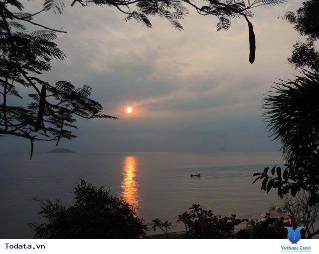 Đến Nha Trang Săn Đón Ánh Bình Minh Tuyệt Đẹp Trên Biển - Ảnh 13