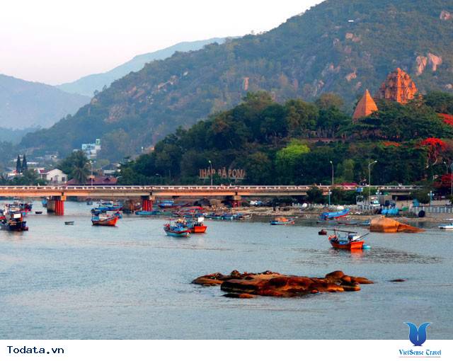 Đến Nha Trang Săn Đón Ánh Bình Minh Tuyệt Đẹp Trên Biển - Ảnh 18