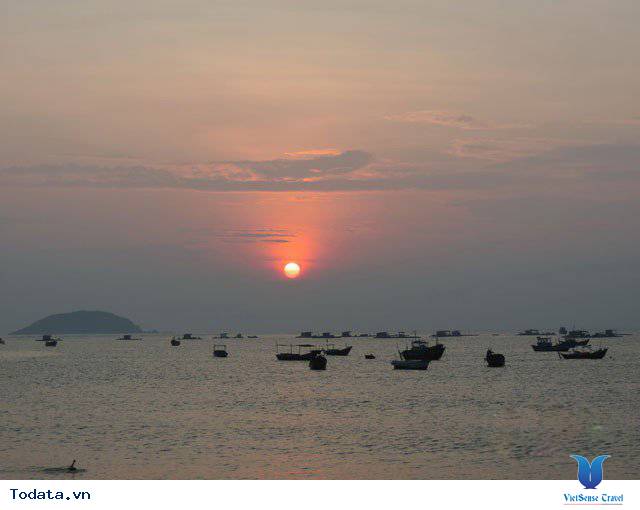 Đến Nha Trang Săn Đón Ánh Bình Minh Tuyệt Đẹp Trên Biển - Ảnh 8