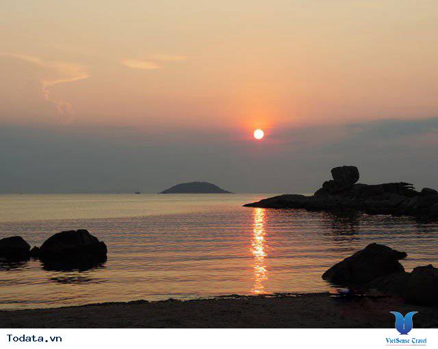Đến Nha Trang Săn Đón Ánh Bình Minh Tuyệt Đẹp Trên Biển - Ảnh 14