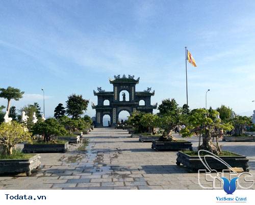 Đến thăm nơi có tượng Phật Quan Thế Âm Bồ Tát cao nhất Việt Nam - Ảnh 1