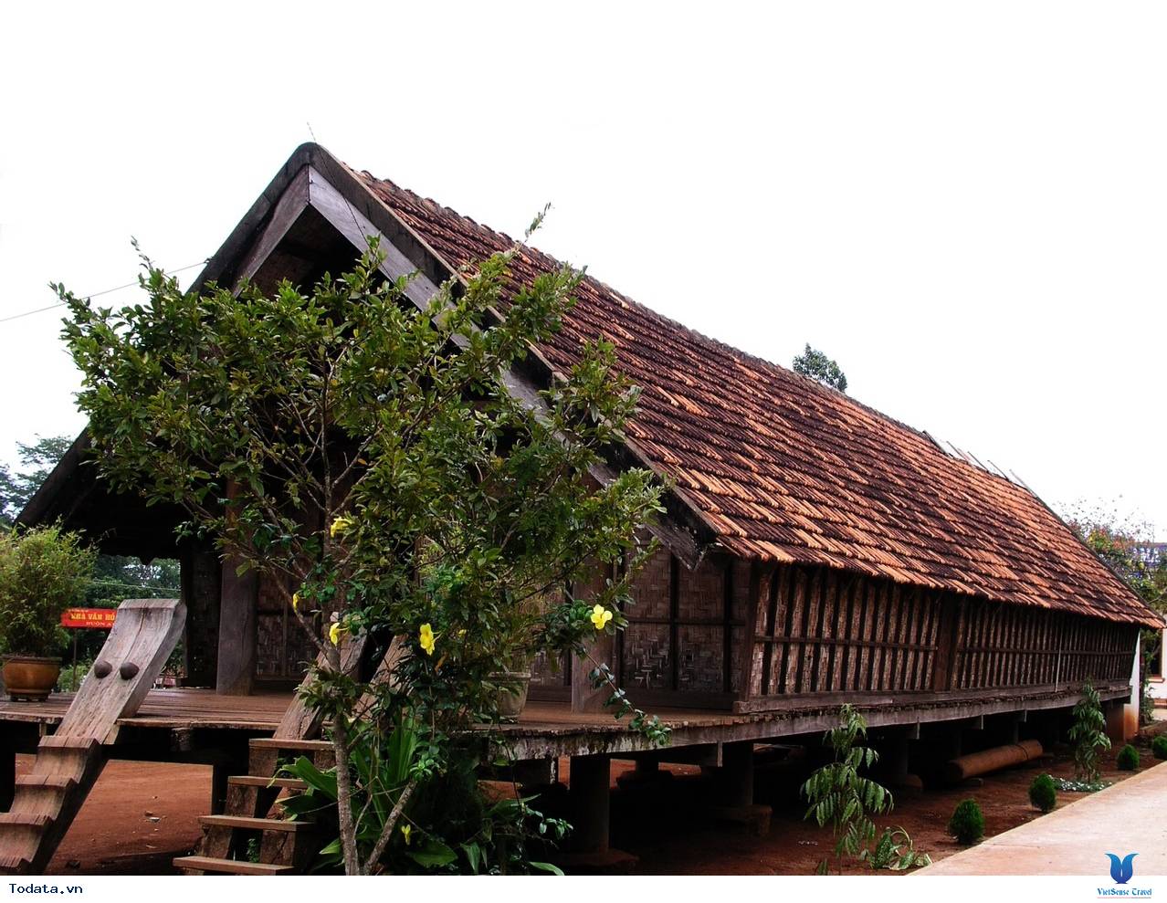 Độc Đáo Nhà Dài Của Dân Tộc Ê Đê - Ảnh 5 Độc Đáo Nhà Dài Của Dân Tộc Ê Đê - Ảnh 5