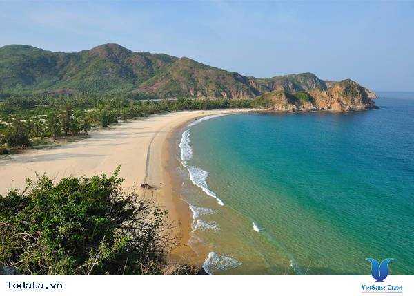 Đến Phú Yên ngắm bãi Rạng – bãi Ôm, nơi vẻ đẹp tự nhiên còn nguyên vẹn - Ảnh 1
