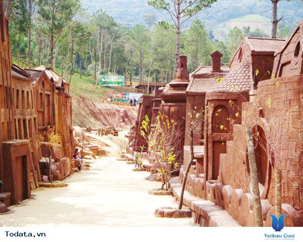 Đường Hầm Đất Sét-Điểm Du Lịch Mới Của Đà Lạt - Ảnh 5