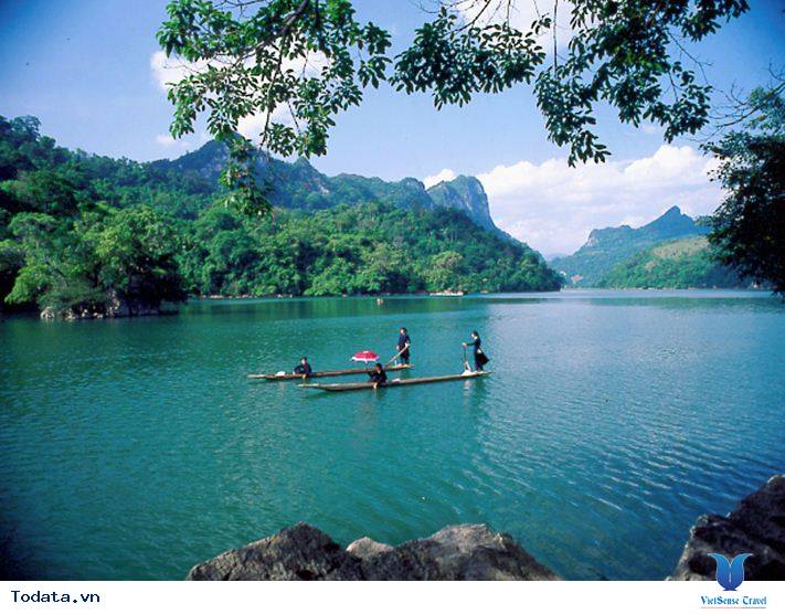 Hồ Ba Bể - Chốn Tiên Cảnh Ngoài Đời Thực - Ảnh 1 Hồ Ba Bể - Chốn Tiên Cảnh Ngoài Đời Thực - Ảnh 1
