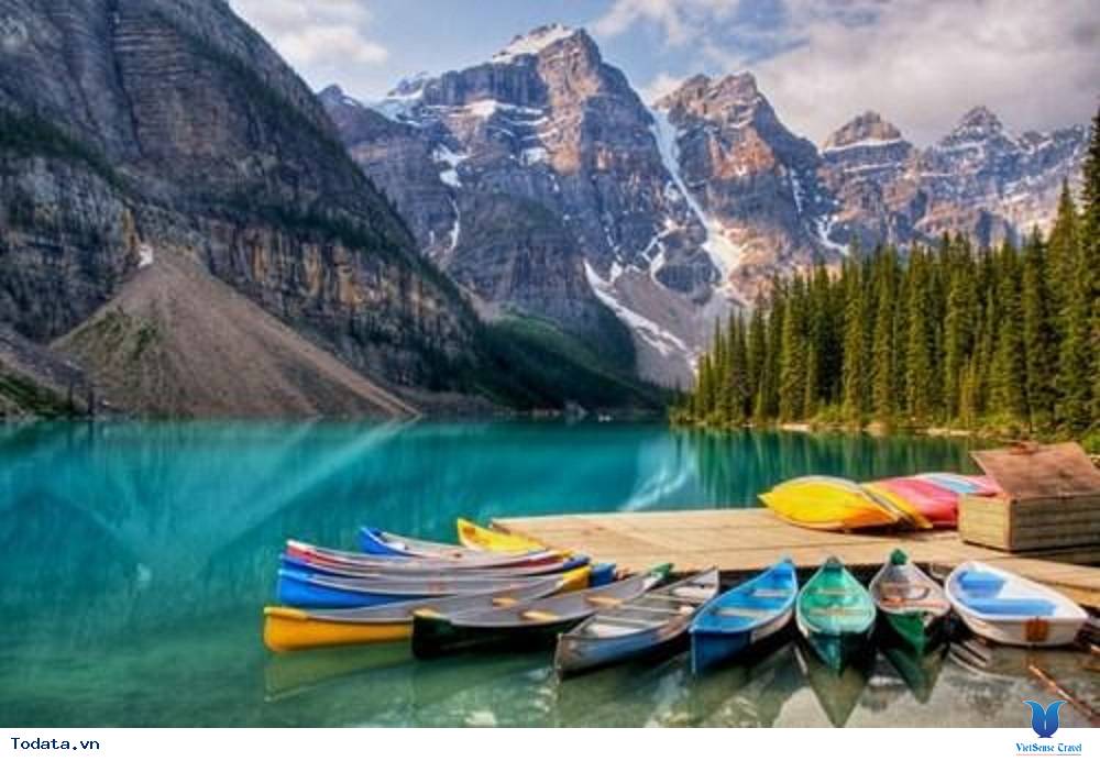 Hồ nước Moraine đẹp nhất thế giới ở Canada - Ảnh 2 Hồ nước Moraine đẹp nhất thế giới ở Canada - Ảnh 2