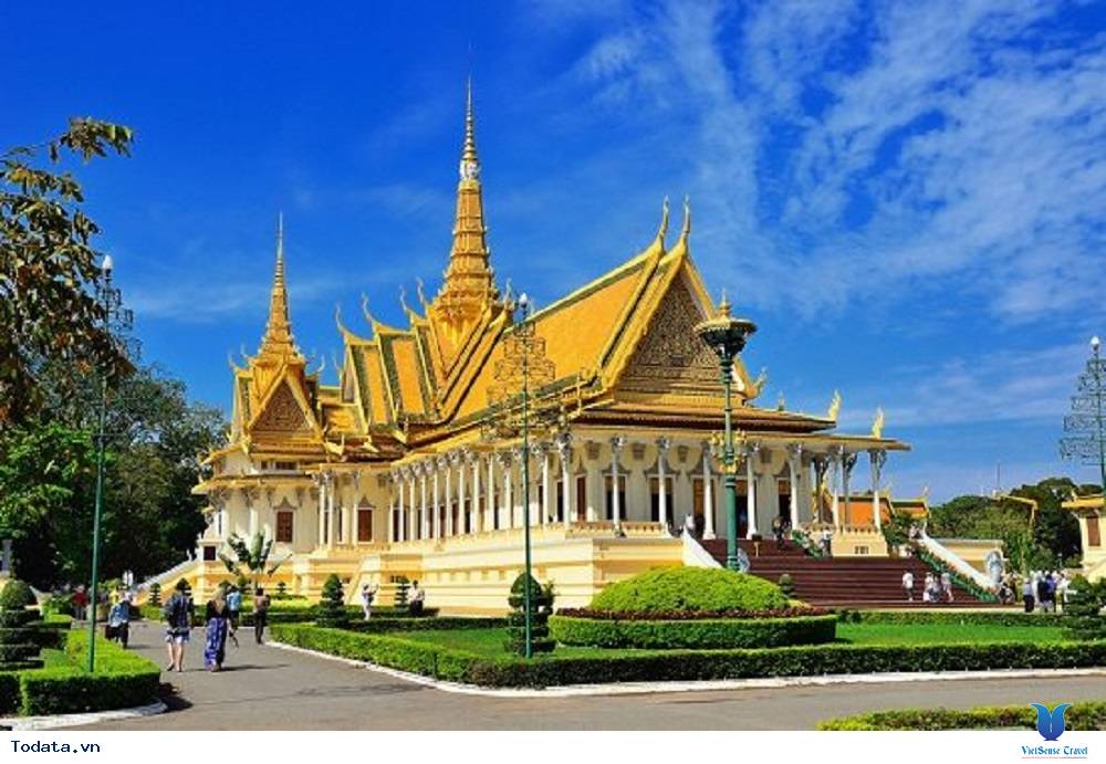 Hoàng Cung lộng lẫy của Campuchia - Ảnh 2 Hoàng Cung lộng lẫy của Campuchia - Ảnh 2