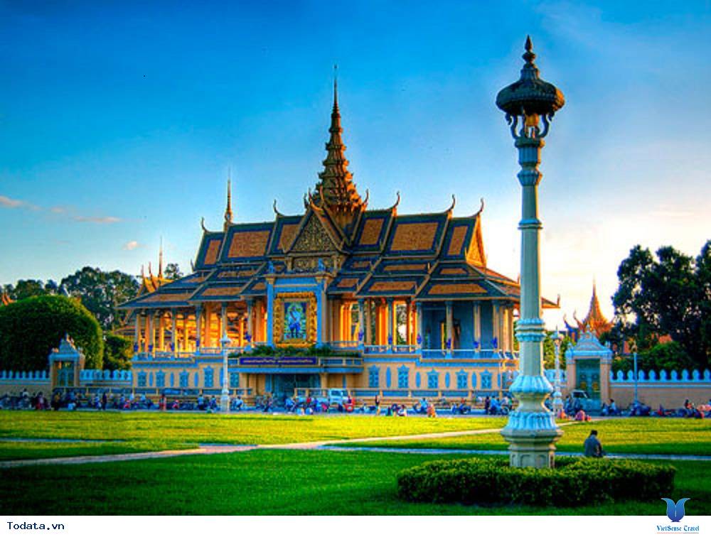 Hoàng Cung lộng lẫy của Campuchia - Ảnh 3 Hoàng Cung lộng lẫy của Campuchia - Ảnh 3