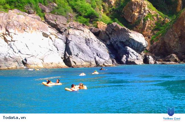 Hòn Mun Nha Trang - Vẻ Đẹp Từ Đáy Biển - Ảnh 2